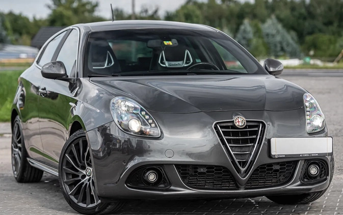 Alfa Romeo Giulietta cena 54800 przebieg: 188000, rok produkcji 2016 z Radom małe 436